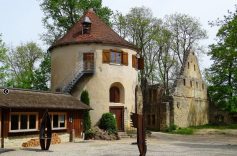 Ruine Hornstein Innenhof